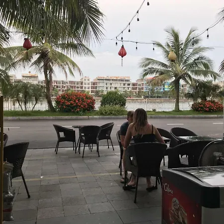 天堂洞汽车旅馆